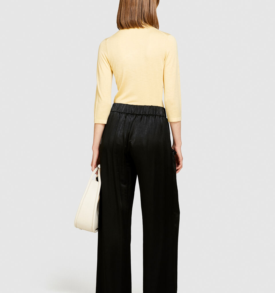 Turtleneck in silk blend - women's high neck sweaters - Yellow | Sisley image number 3